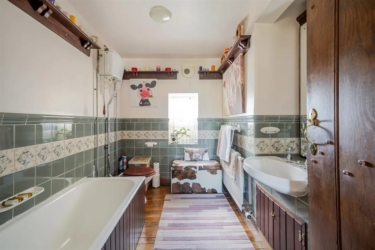 Skipton Road, Cross Hills, BD20 7DS, photo 16