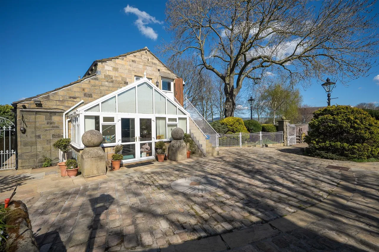 Skipton Road, Cross Hills, BD20 7DS, photo 24