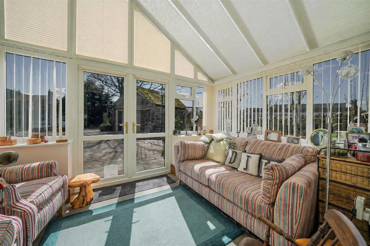 Skipton Road, Cross Hills, BD20 7DS, photo 36