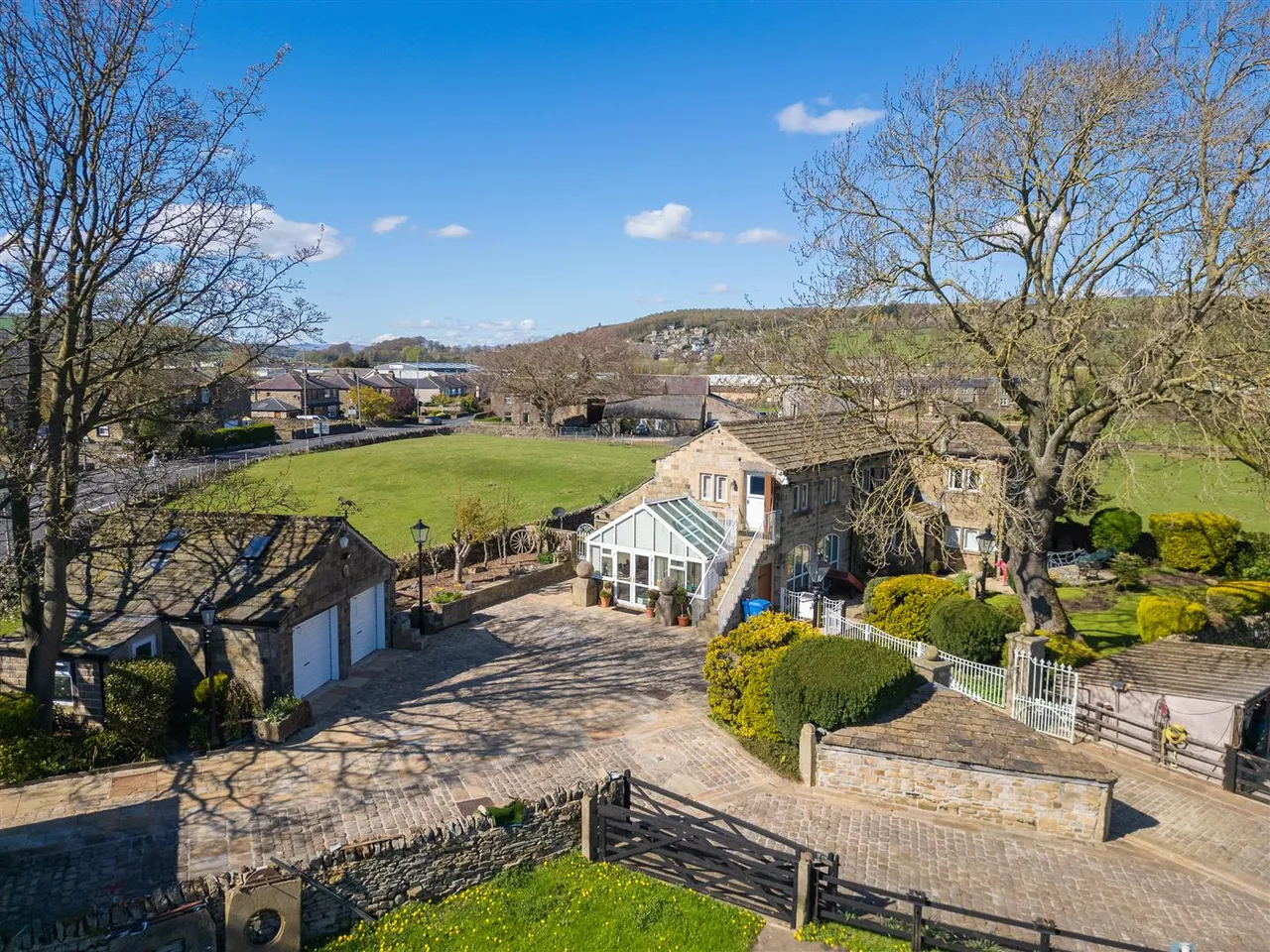 Skipton Road, Cross Hills, BD20 7DS, photo 32