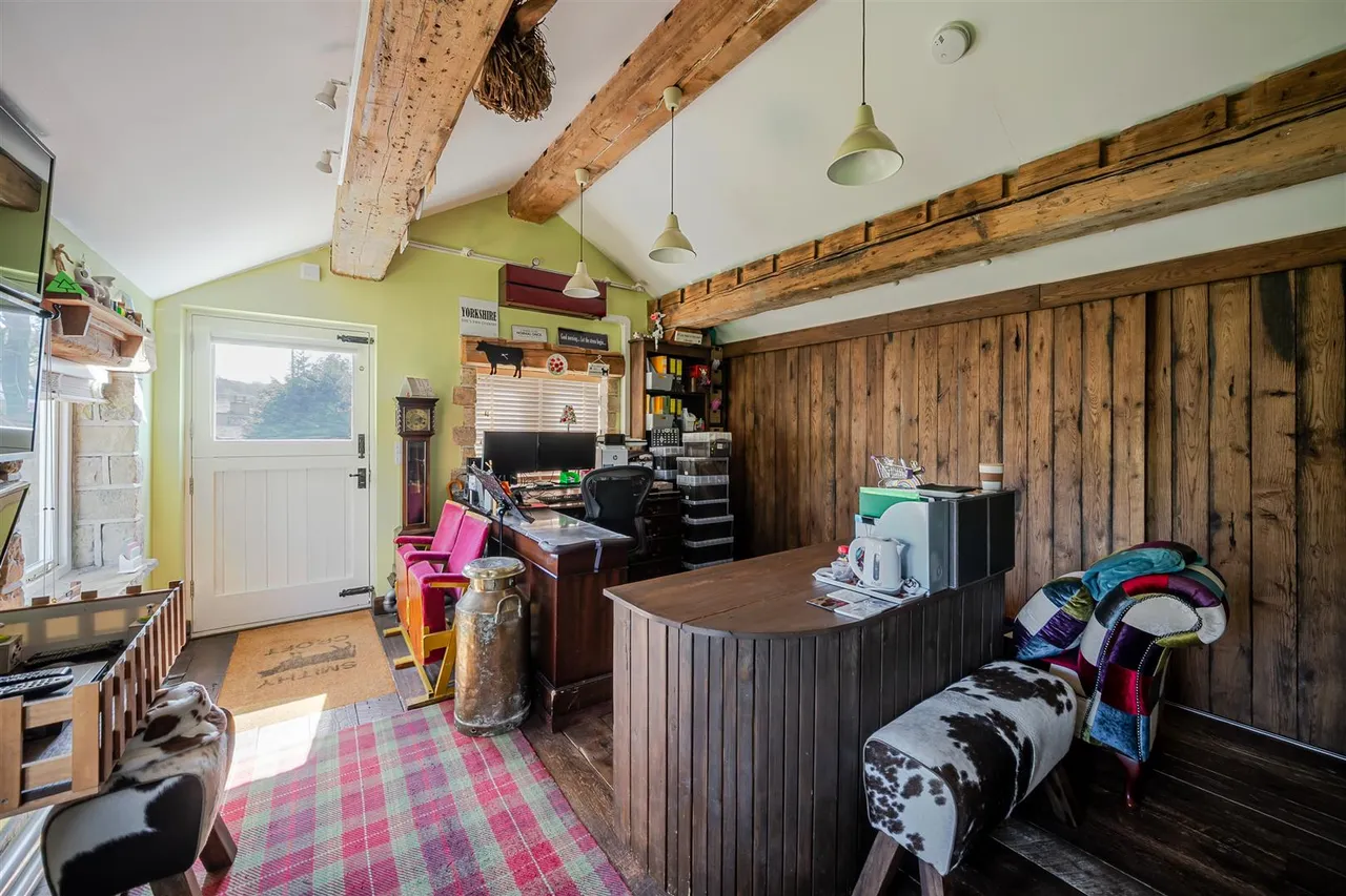 Skipton Road, Cross Hills, BD20 7DS, photo 10