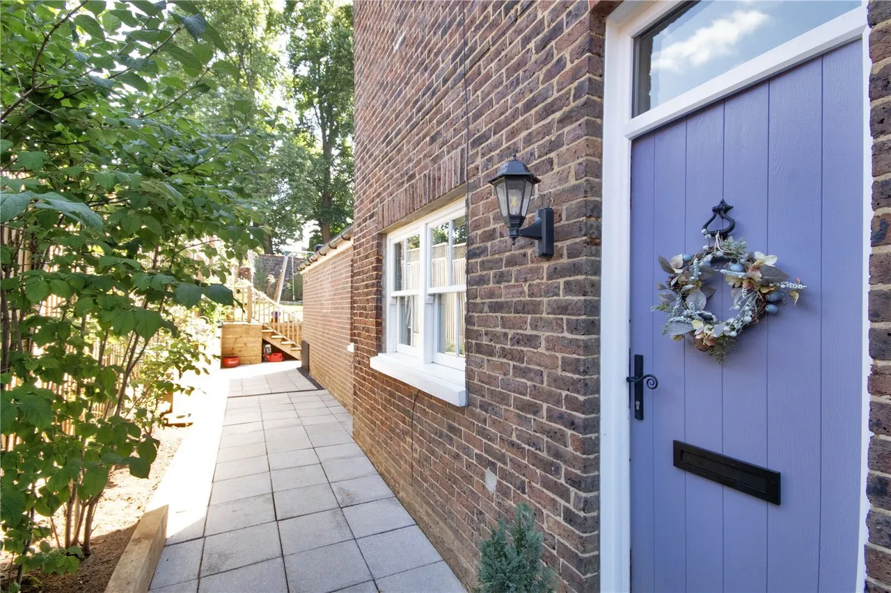 Buckhurst Avenue, Kent, TN13, photo 19
