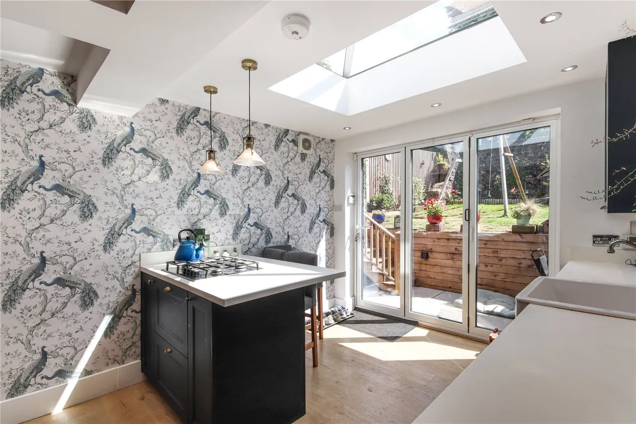 Buckhurst Avenue, Kent, TN13, photo 11