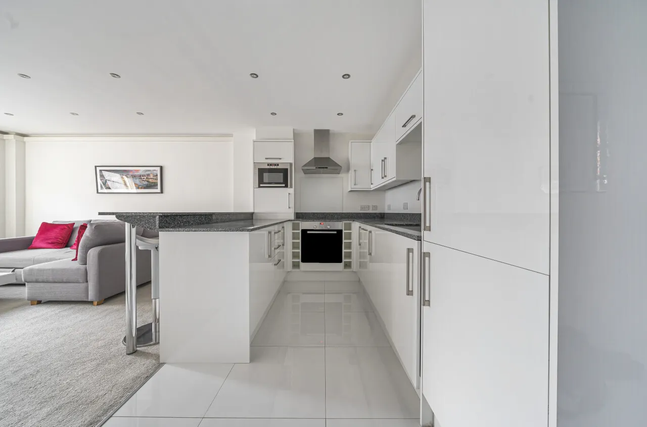 Old Brompton Road, London, SW5, photo 9