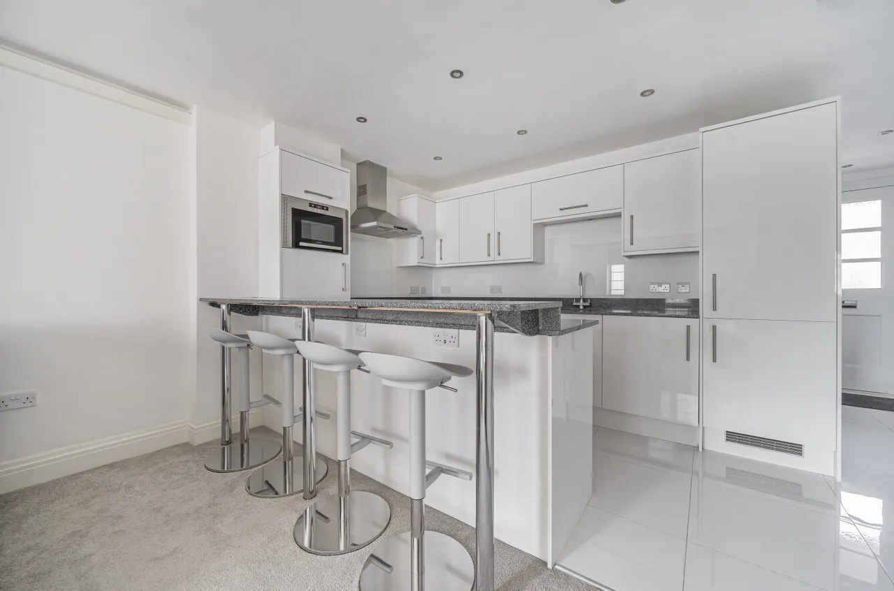 Old Brompton Road, London, SW5, photo 3