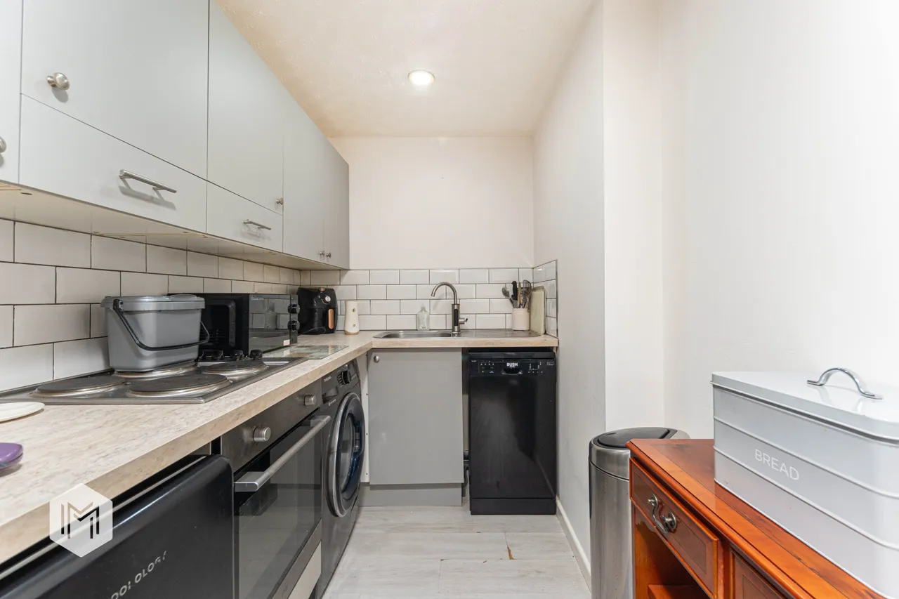 Village Court, Whitworth, Rochdale, OL12 8RH, photo 4