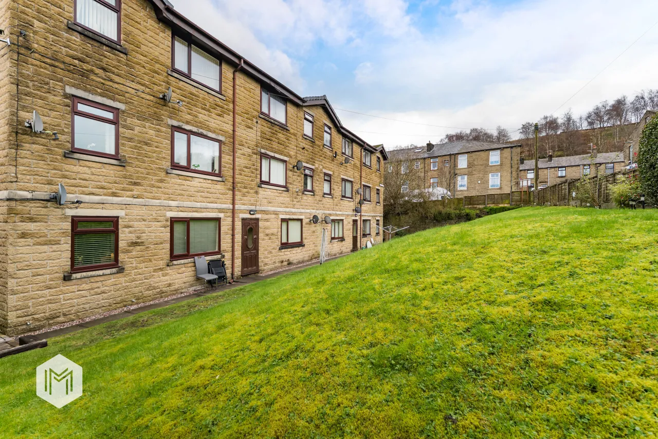 Village Court, Whitworth, Rochdale, OL12 8RH, photo 12