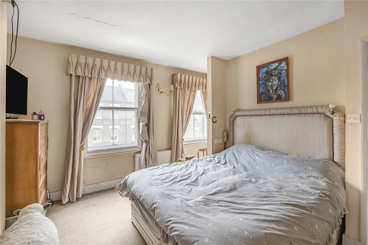 Wandsworth Bridge Road, Fulham, London, SW6, photo 6