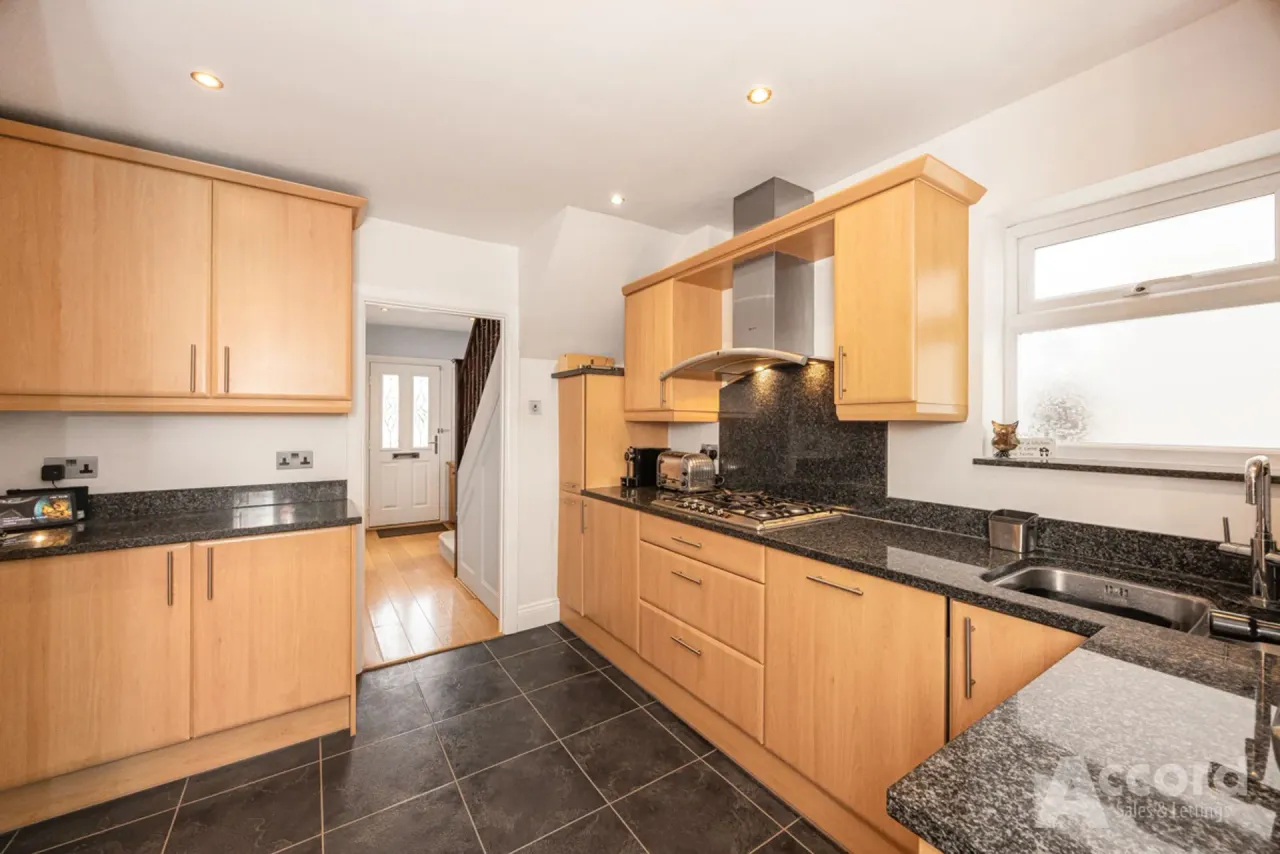 Garry Close, Romford, RM1, photo 7