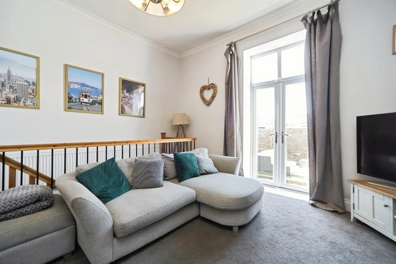 Laburnum Street, Farsley, Pudsey, photo 10