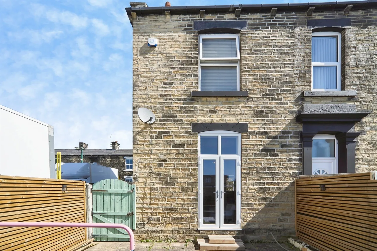 Laburnum Street, Farsley, Pudsey, photo 12