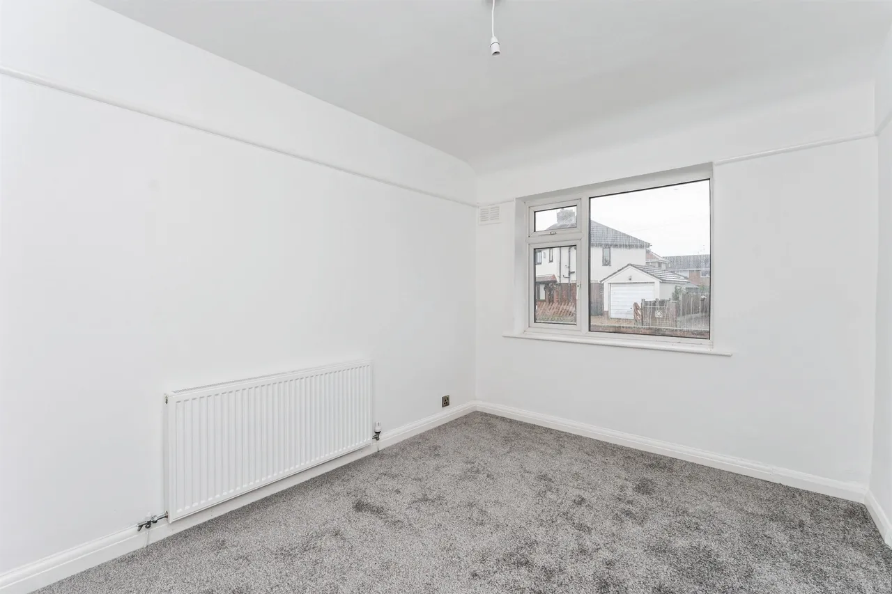 Leyland Drive, Saltney Ferry, CH4, photo 10