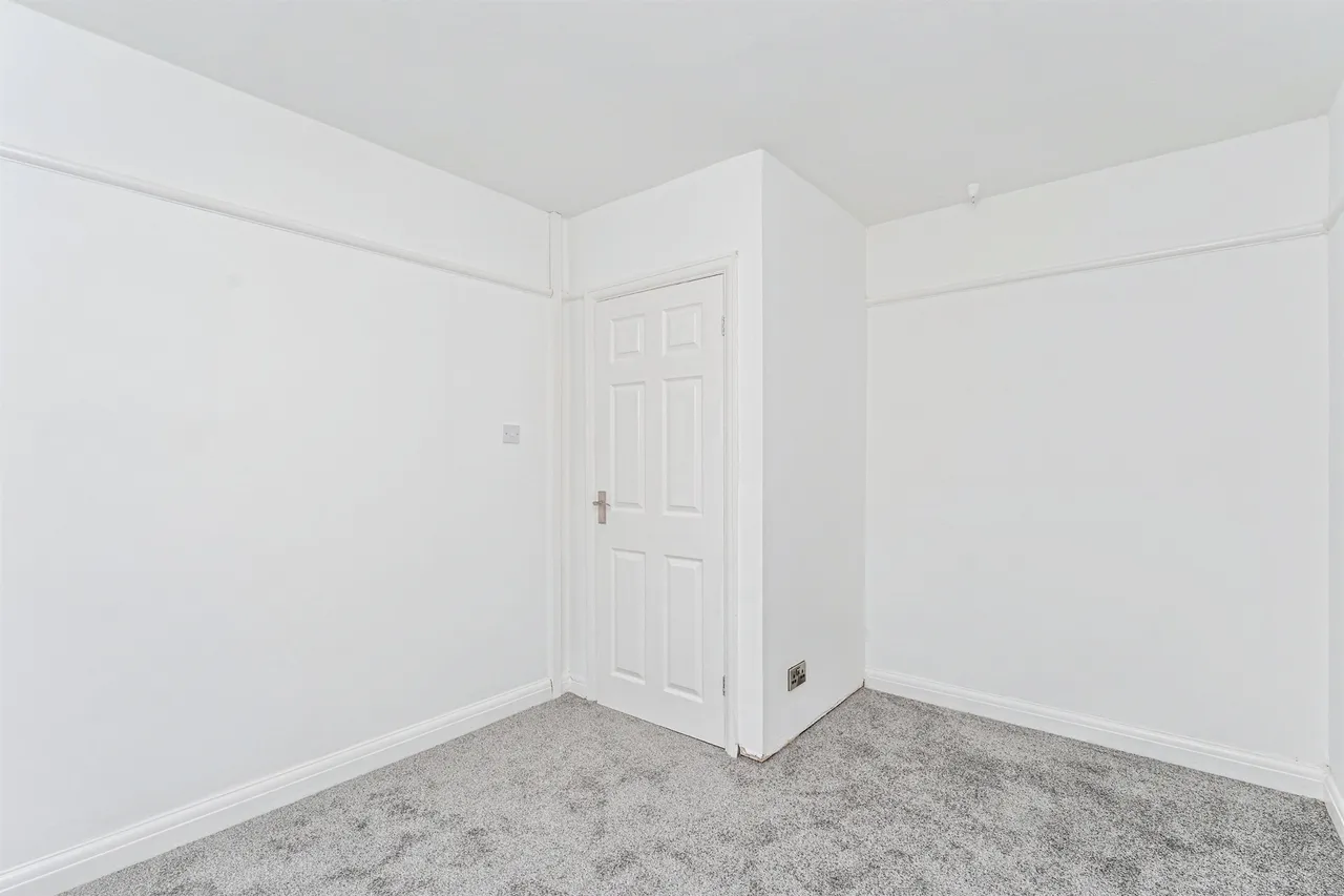 Leyland Drive, Saltney Ferry, CH4, photo 9