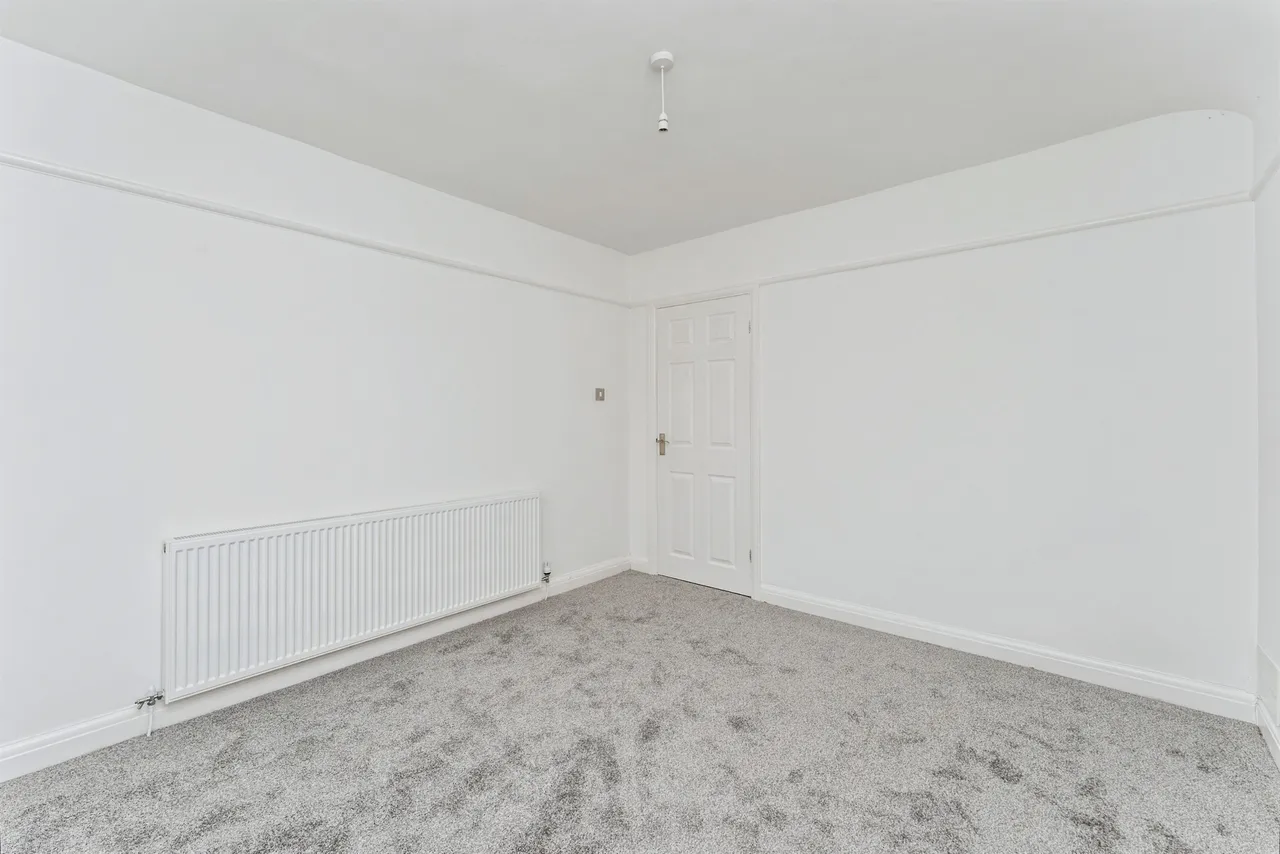 Leyland Drive, Saltney Ferry, CH4, photo 11