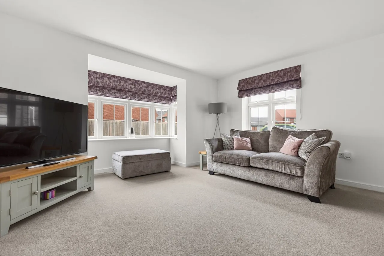 Oliver Close, Howden, DN14, photo 10