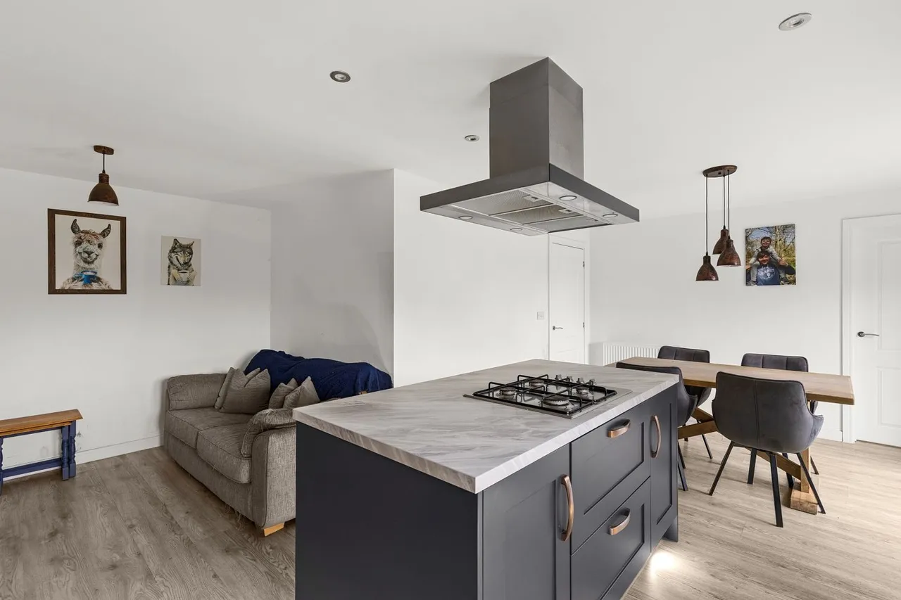 Oliver Close, Howden, DN14, photo 6