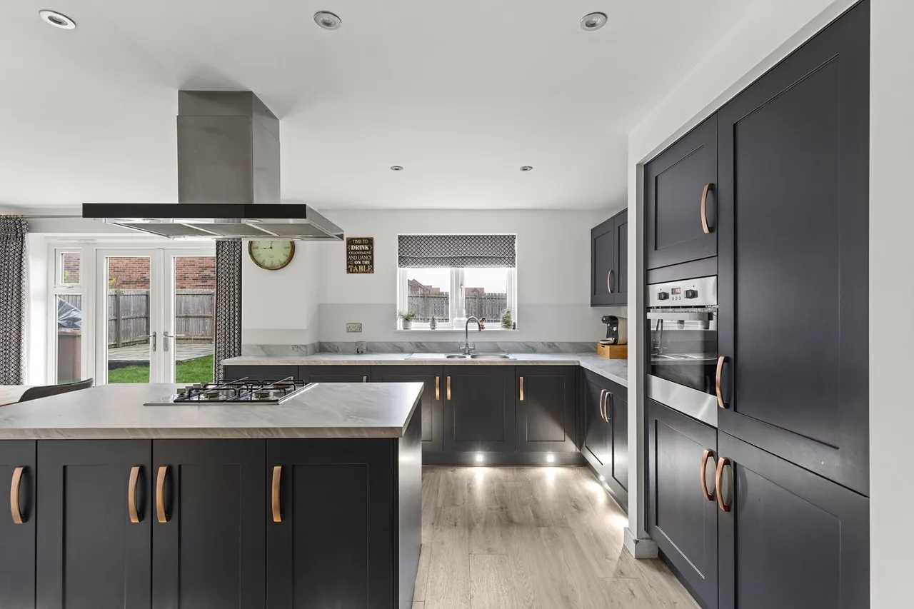Oliver Close, Howden, DN14, photo 5