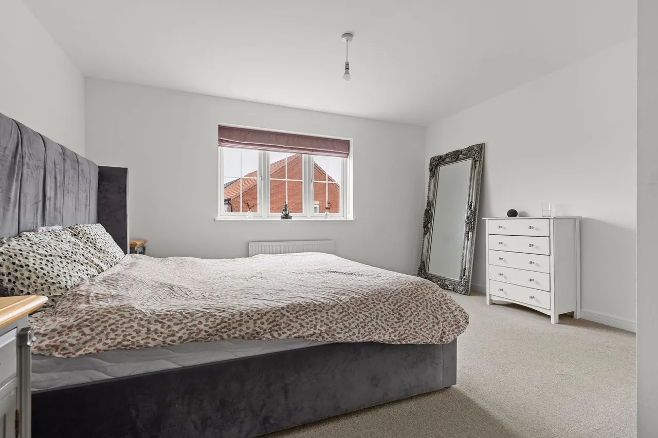 Oliver Close, Howden, DN14, photo 15