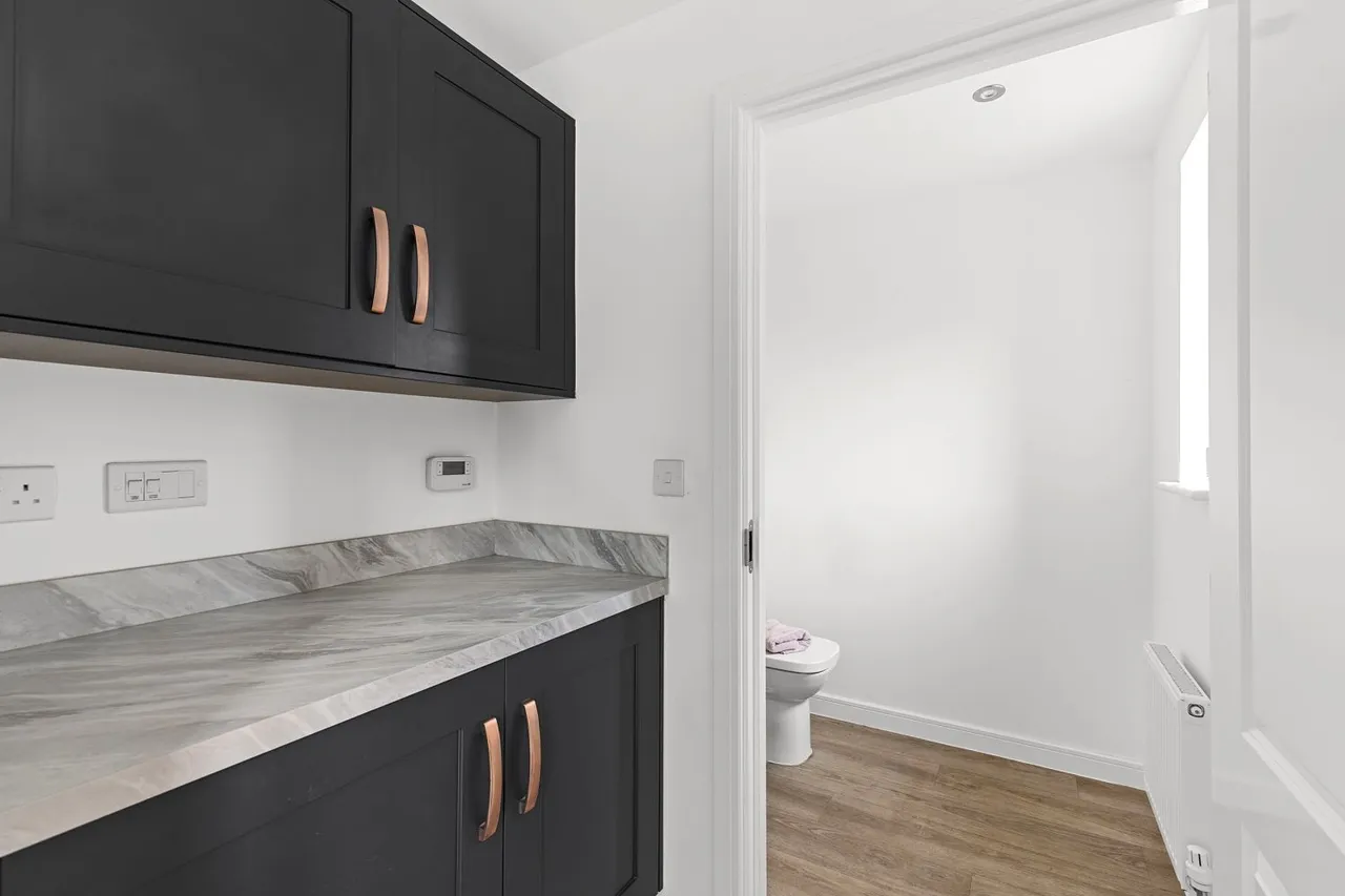 Oliver Close, Howden, DN14, photo 9