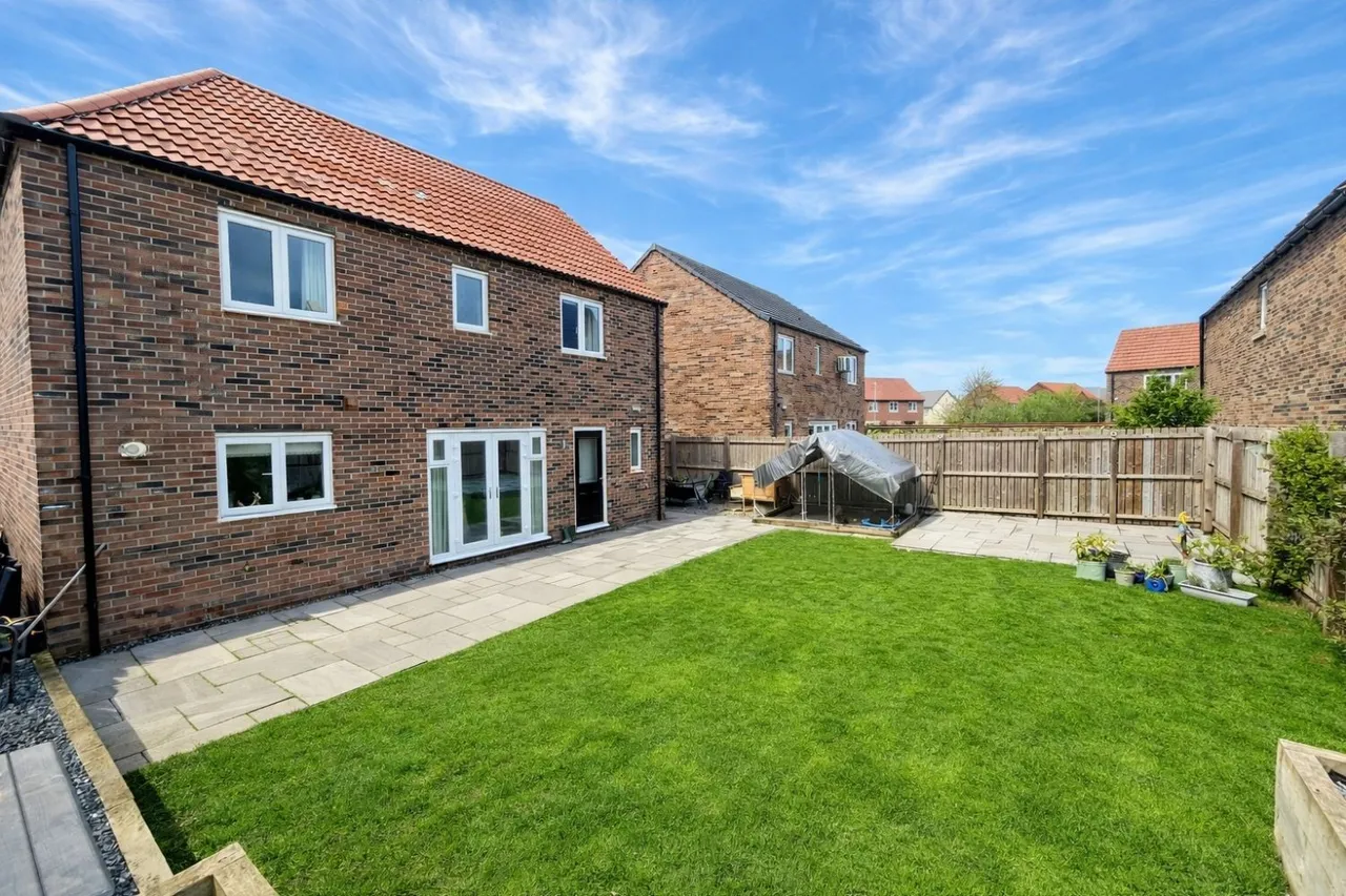 Oliver Close, Howden, DN14, photo 12