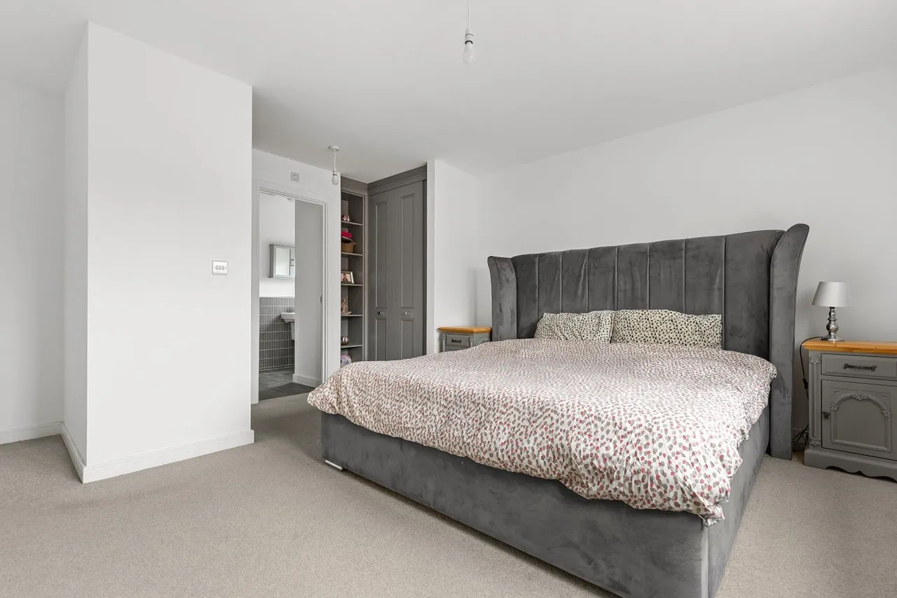 Oliver Close, Howden, DN14, photo 13