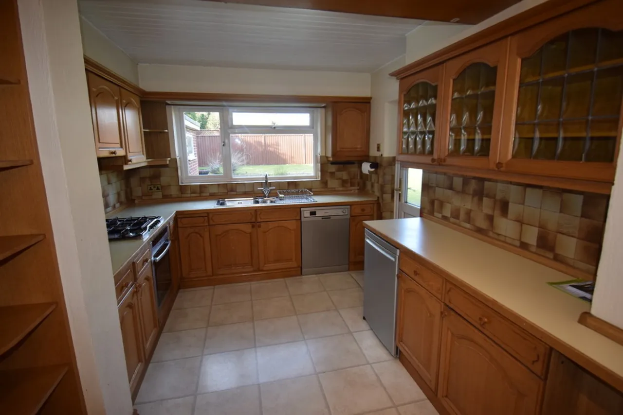 Stagsden Road, Bromham, Bedford, photo 6