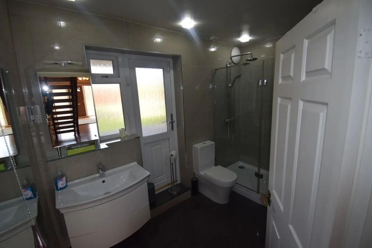 Stagsden Road, Bromham, Bedford, photo 11