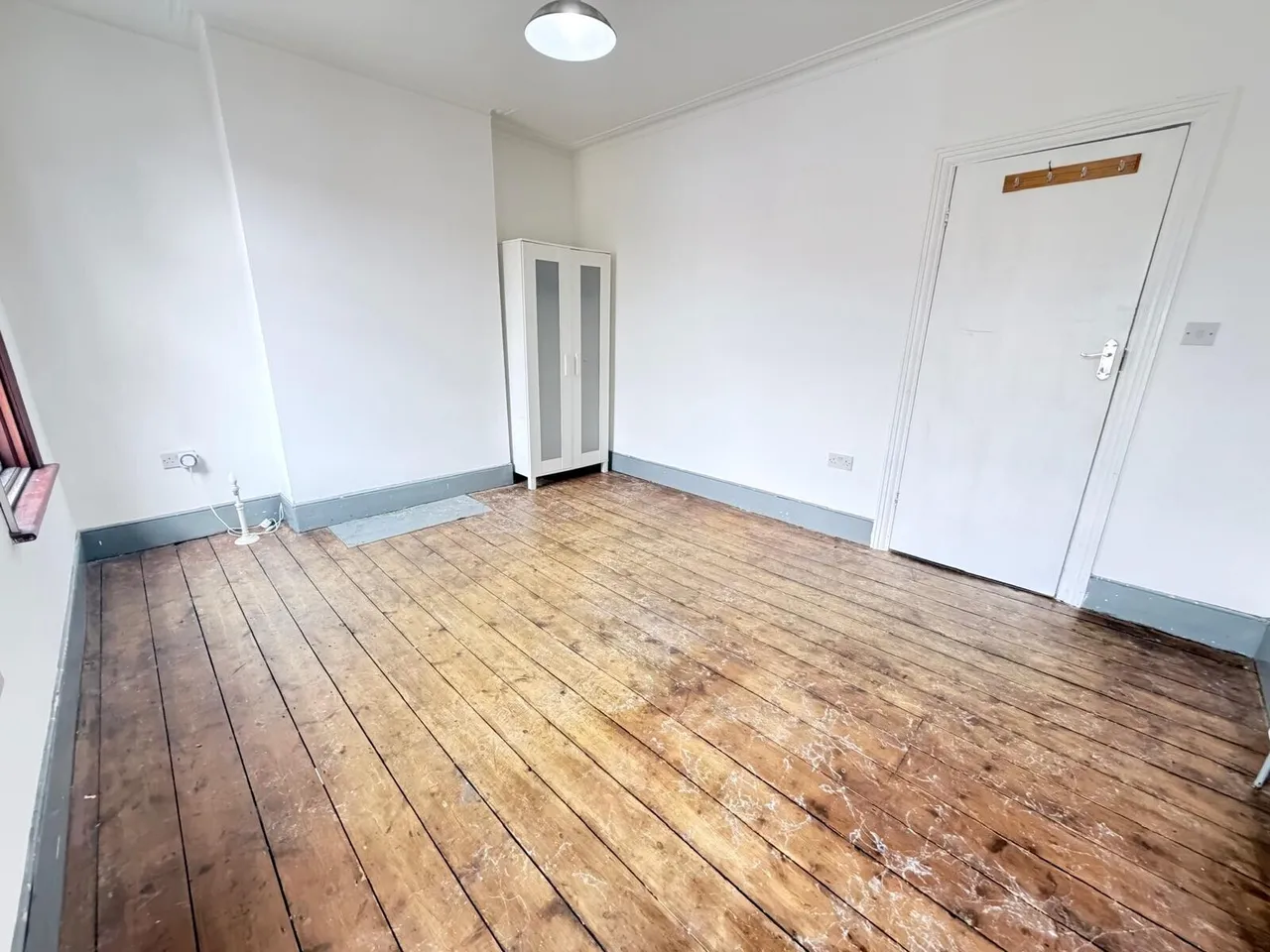 Norfolk Road, East Ham E6, photo 15