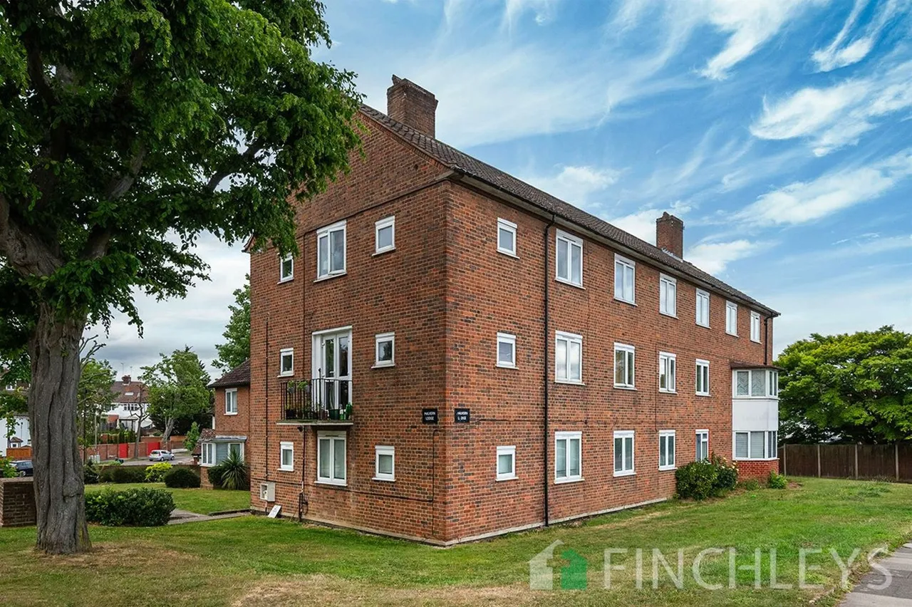 Torrington Park, Malvern Lodge Torrington Park, N12, photo 14
