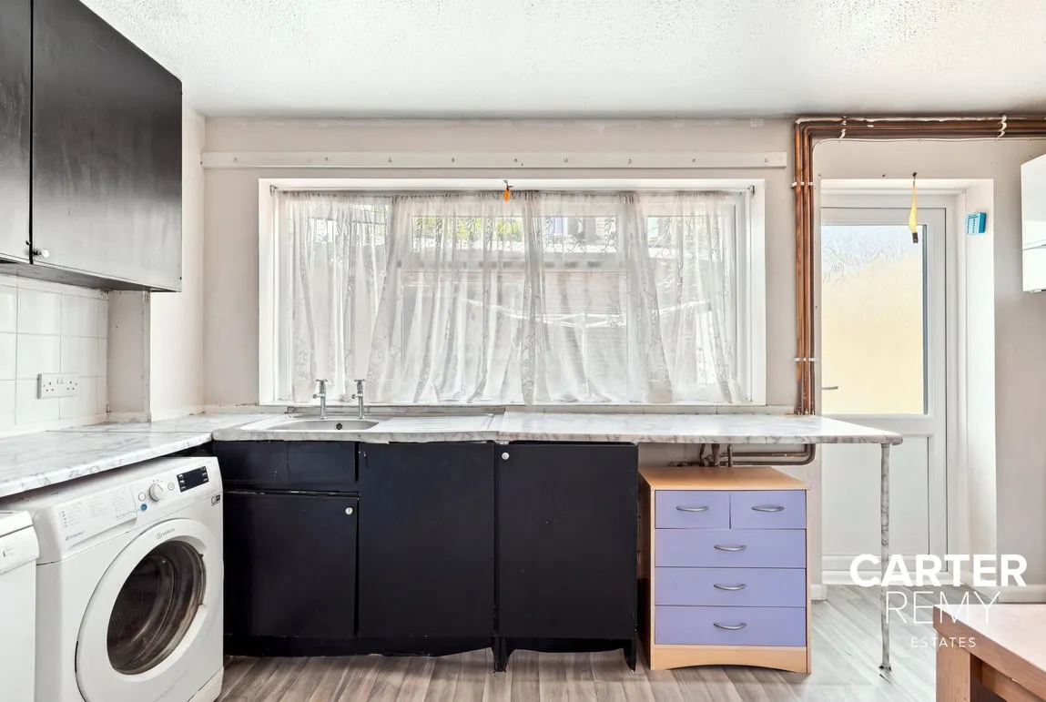 Saladin Drive, Purfleet, RM19 1QF, photo 7