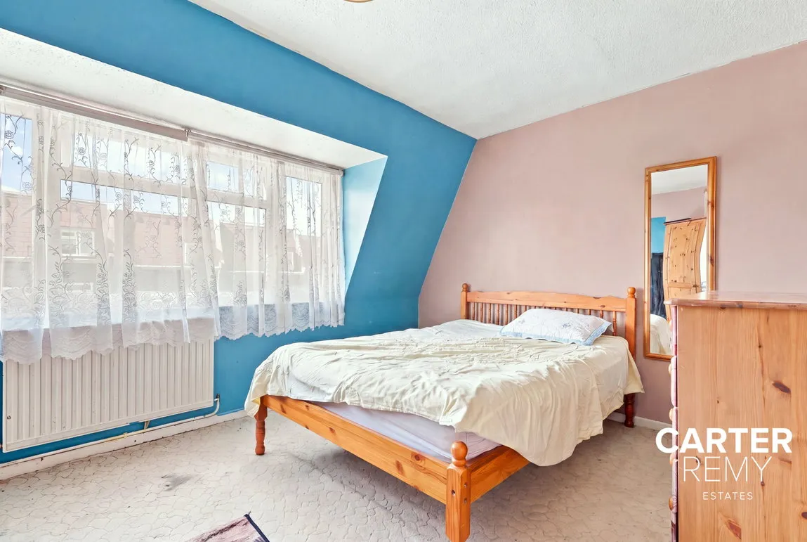 Saladin Drive, Purfleet, RM19 1QF, photo 4