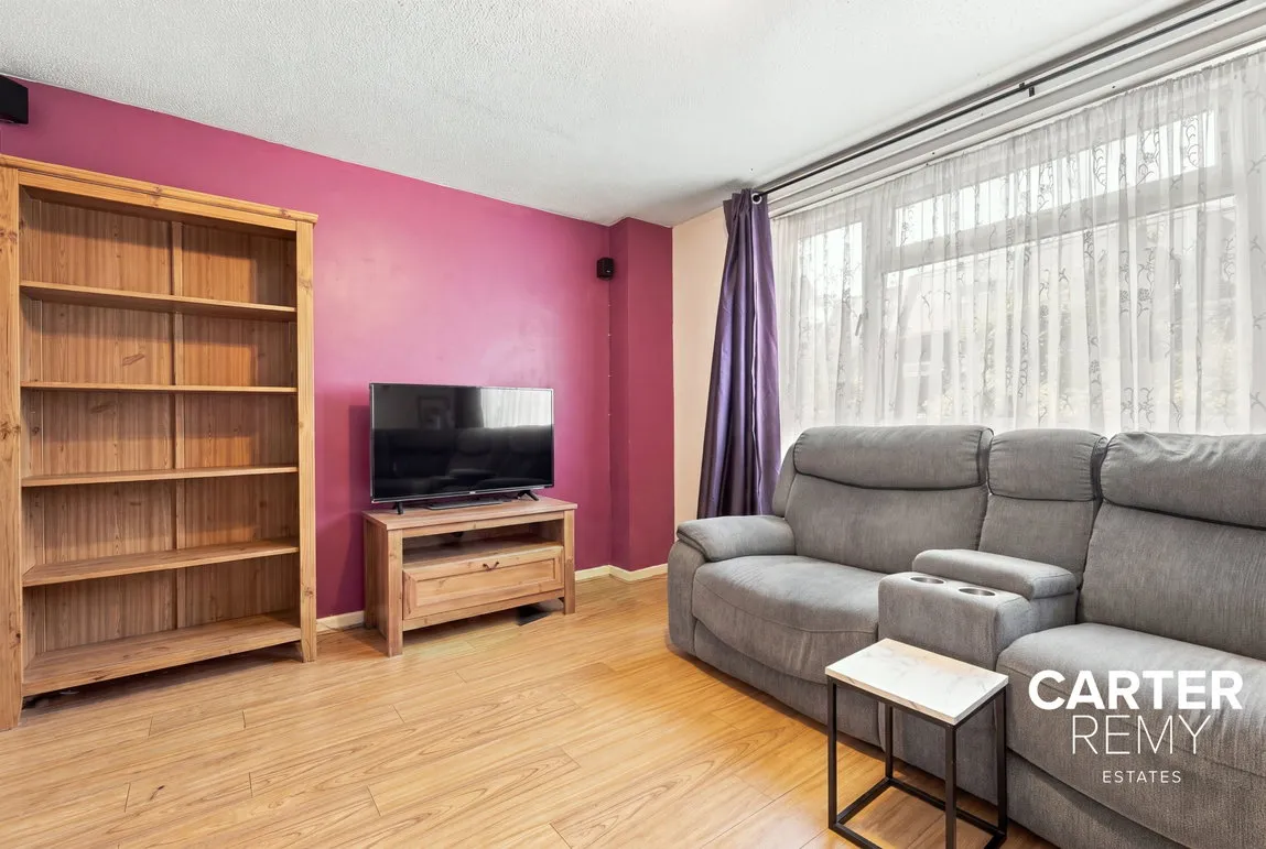 Saladin Drive, Purfleet, RM19 1QF, photo 9