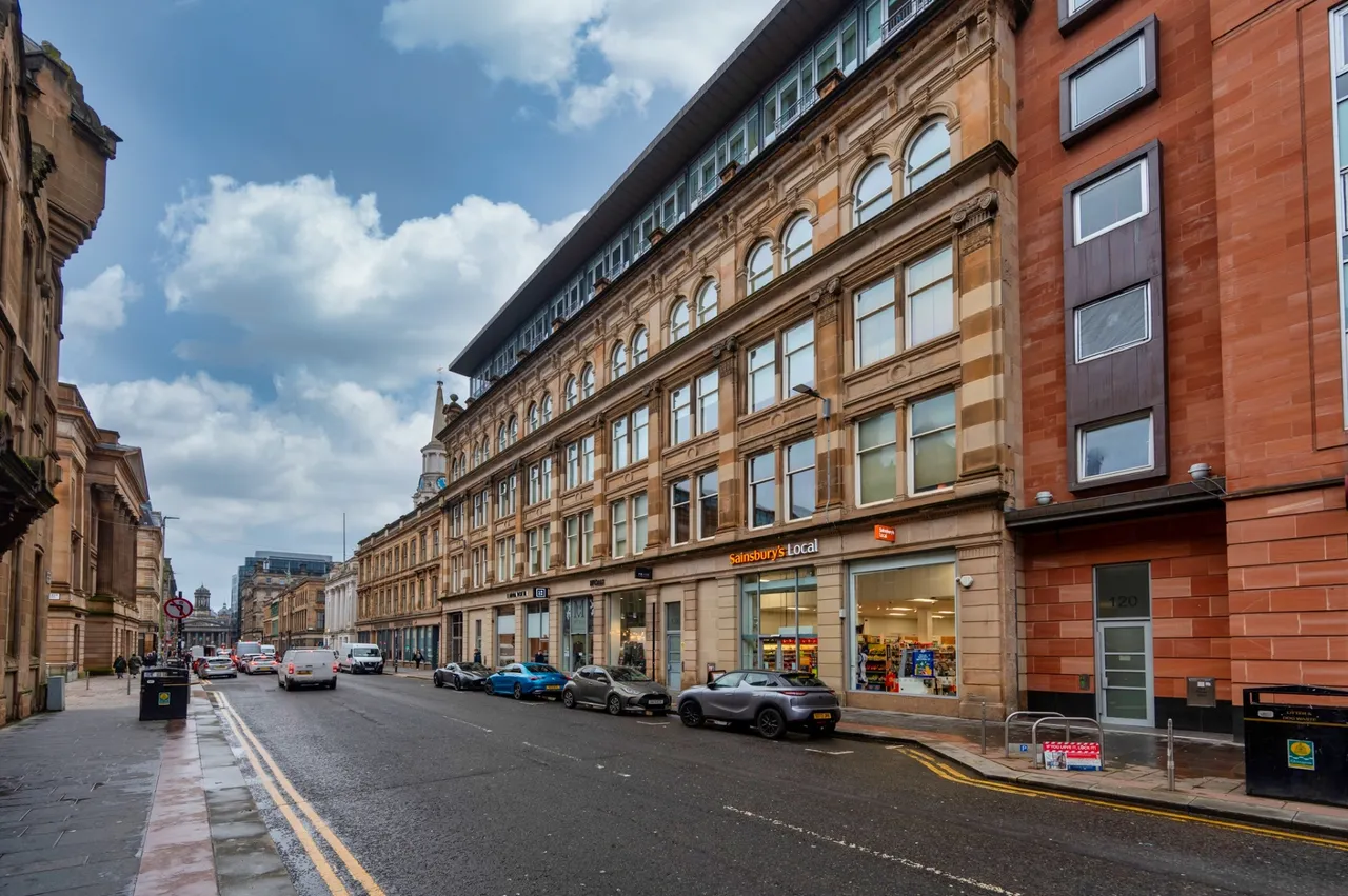 1 bed flat to rent, Ingram Street, Glasgow, G1