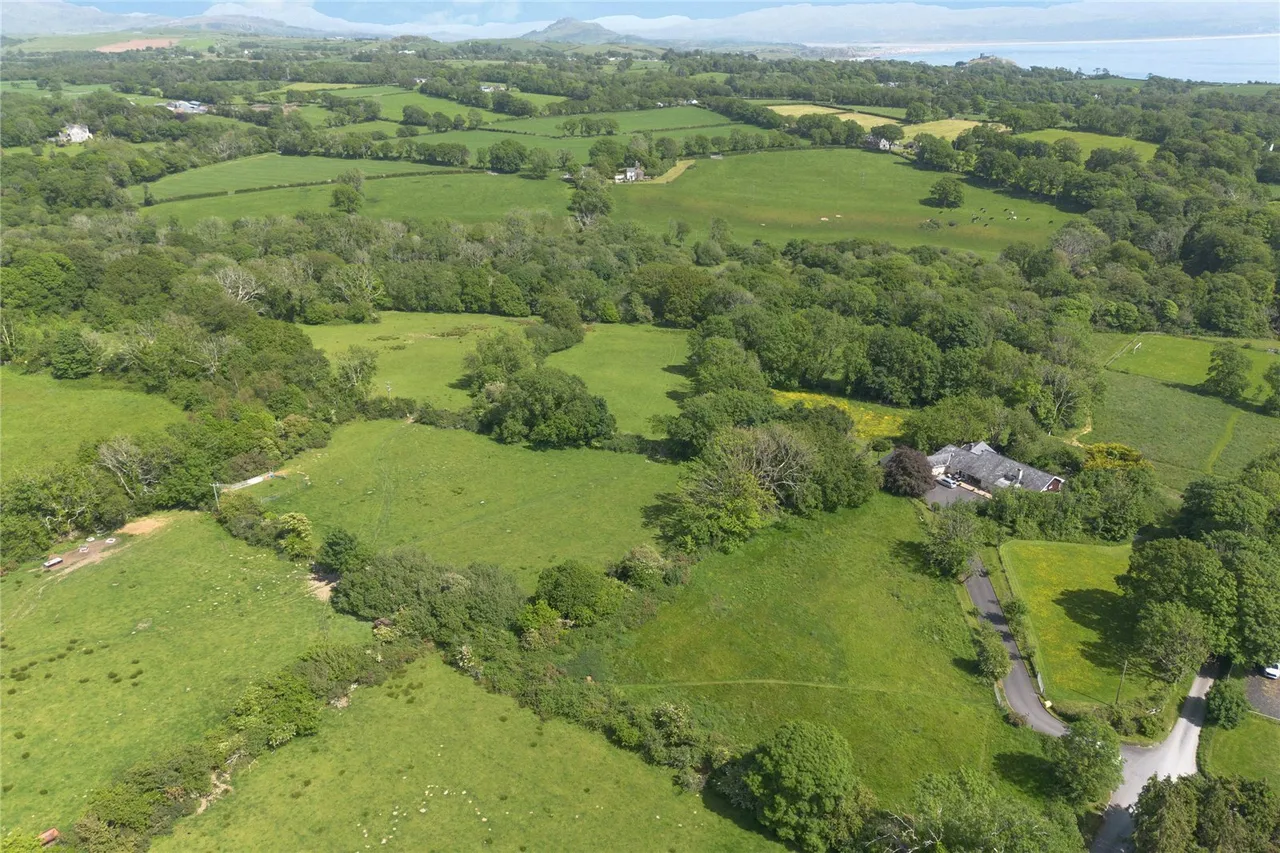 Llanystumdwy, Criccieth, LL52, photo 11