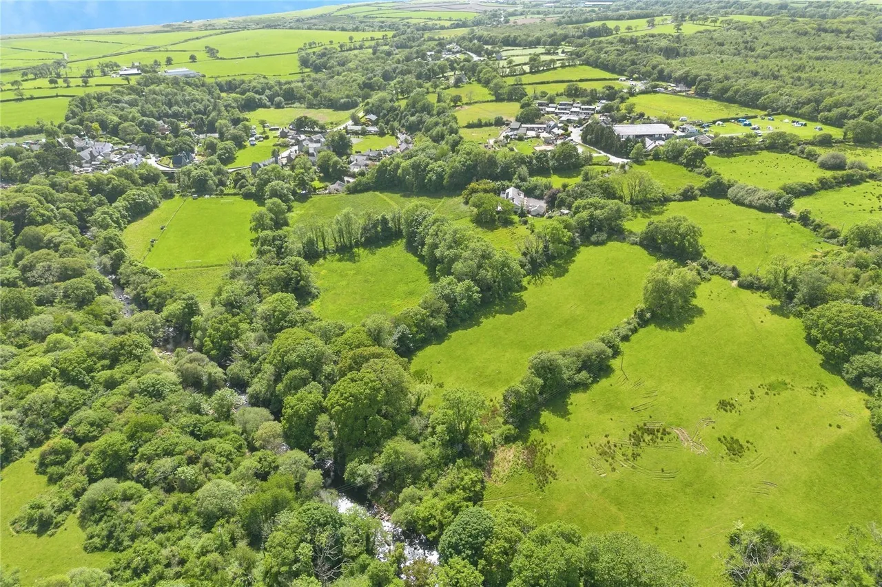Llanystumdwy, Criccieth, LL52, photo 12