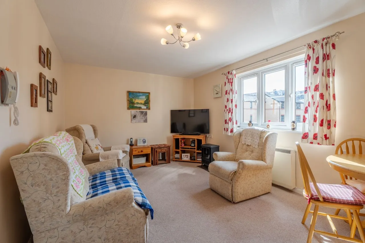 Alexandra Road, Barnstaple, EX32, photo 3