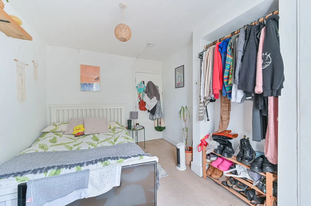 18 Rattray Road, London, photo 8