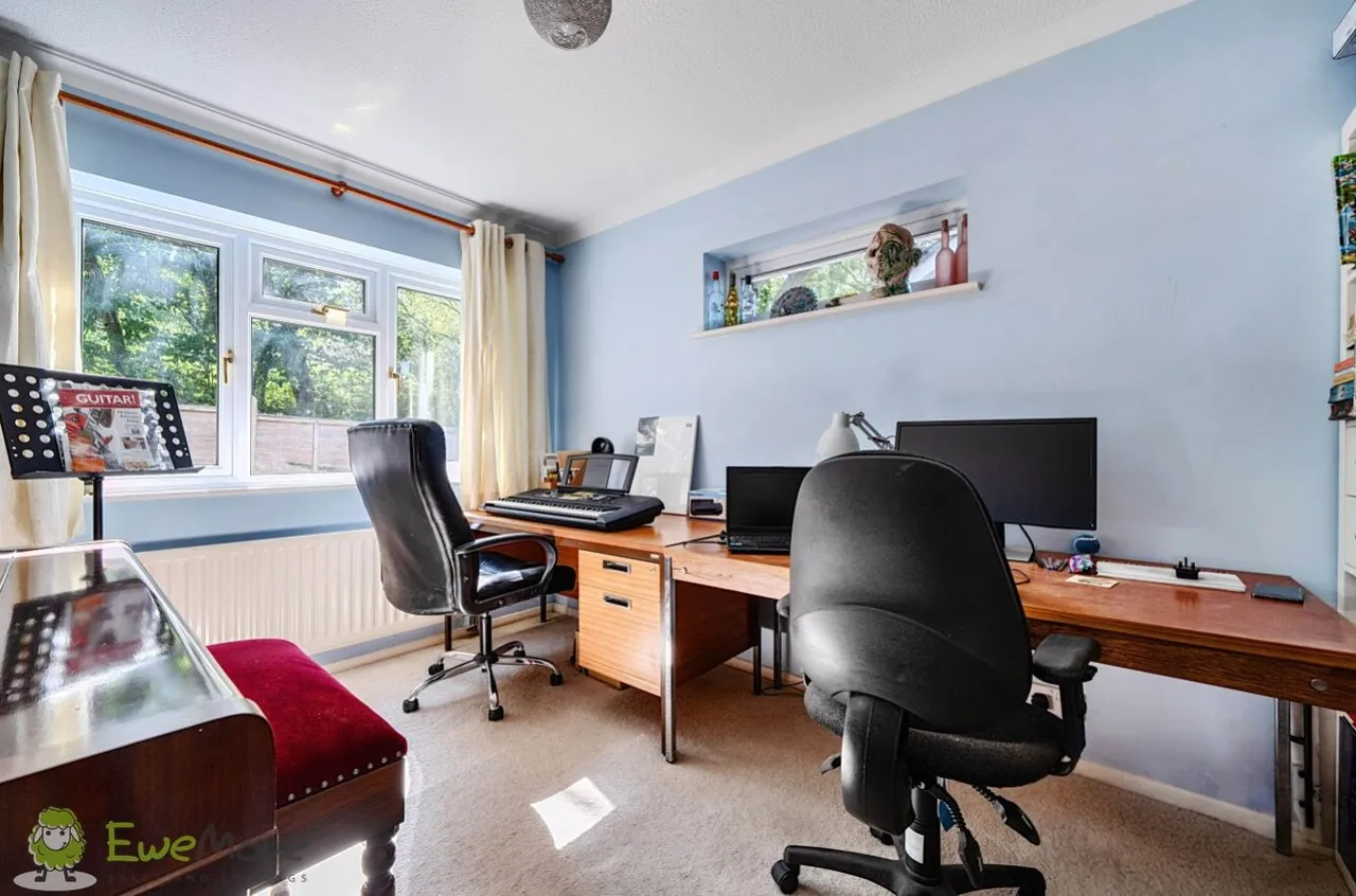 Hamble Drive, Tadley, RG26, photo 8