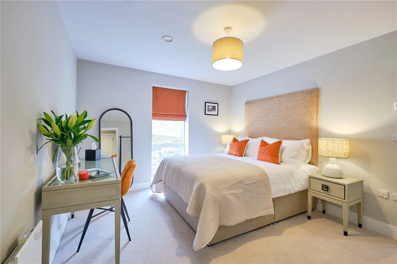 Flat 9, Lambert House, 108 Station Parade, Harrogate, North Yorkshire, HG1 1ER, photo 3