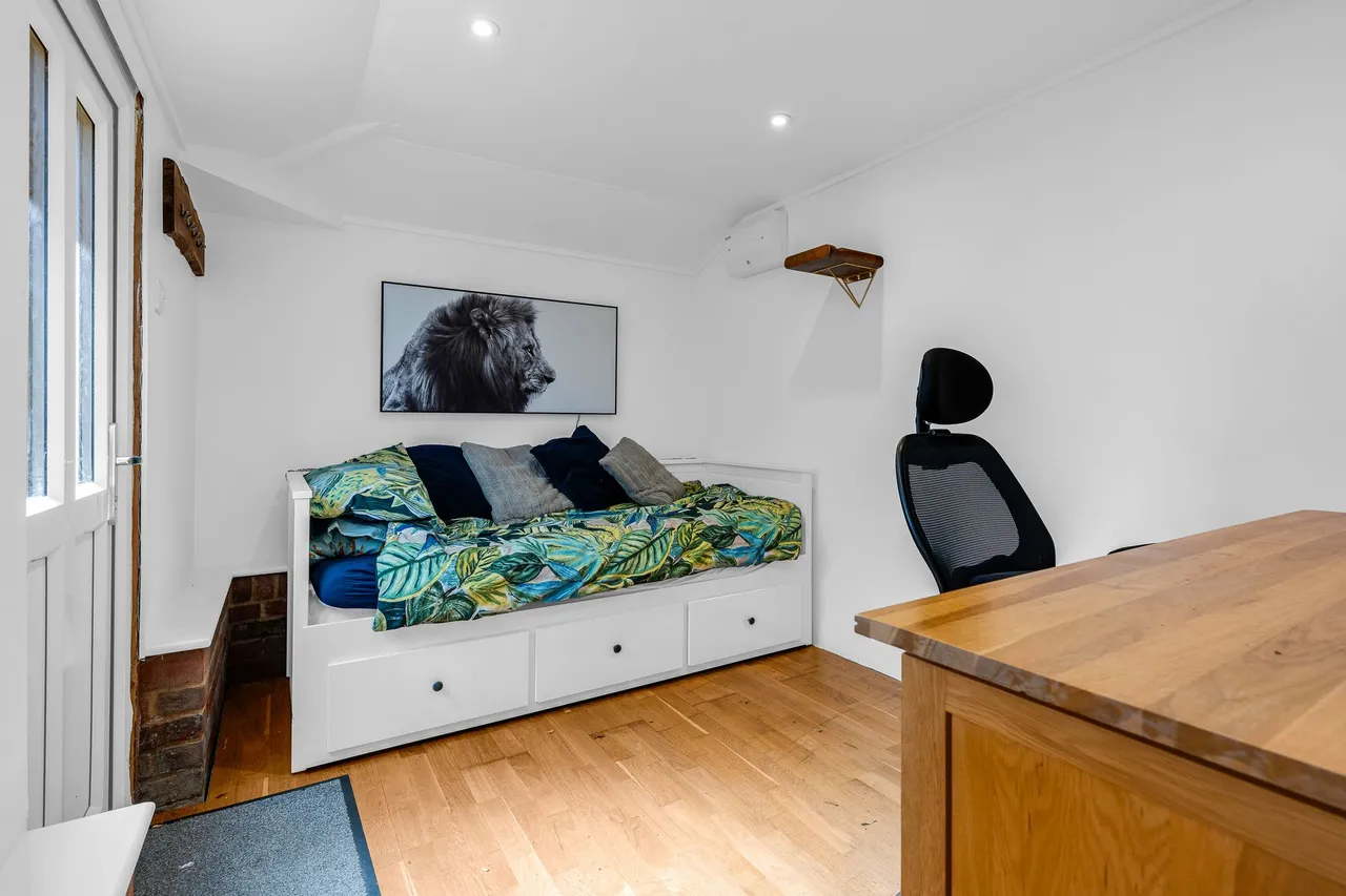 Olivers Way, Hertford Heath, Hertford, SG13 7FX, photo 25