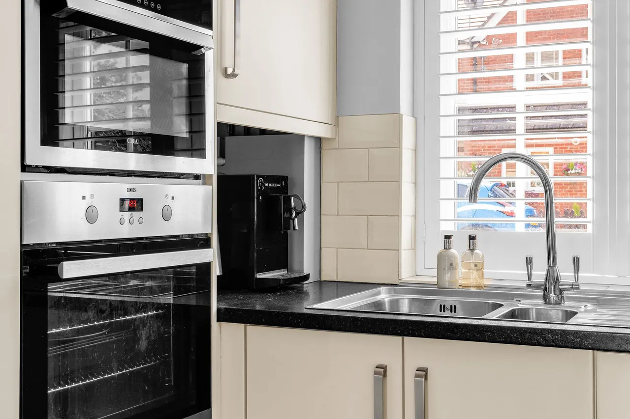 Olivers Way, Hertford Heath, Hertford, SG13 7FX, photo 8