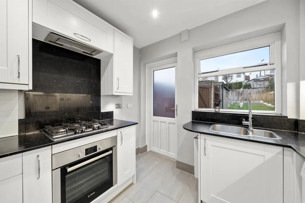 Glenesk Road, SE9, photo 5