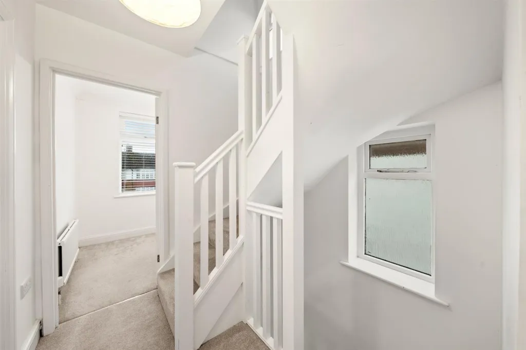 Glenesk Road, SE9, photo 10