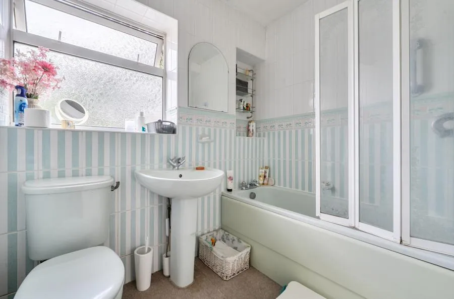 Wroxham Road, Woodley, RG5, photo 9