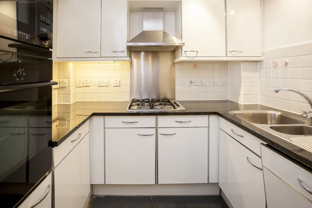 Wells Street, Fitzrovia, W1T, photo 4