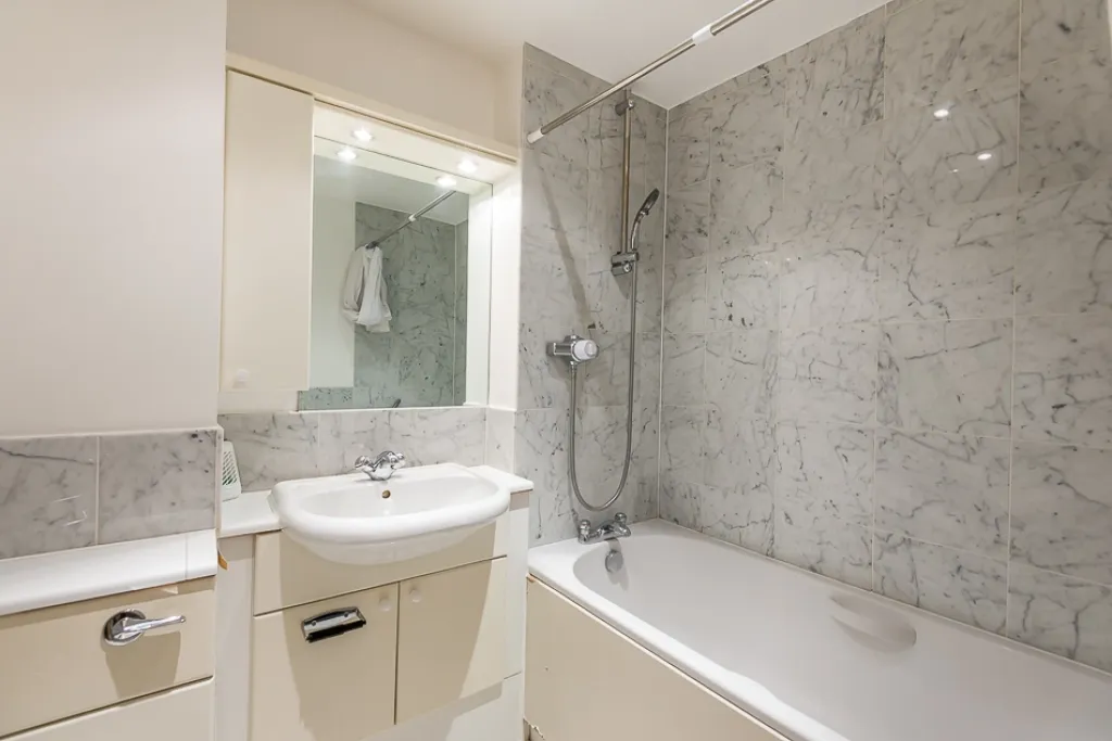 Wells Street, Fitzrovia, W1T, photo 14