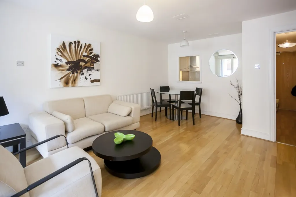 Wells Street, Fitzrovia, W1T, photo 10