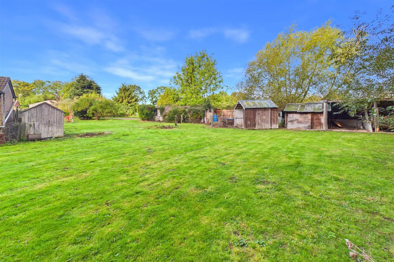 Mill Road, Hempnall, NR15, photo 22