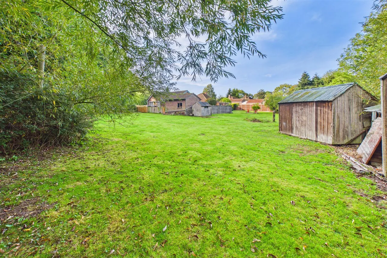 Mill Road, Hempnall, NR15, photo 21