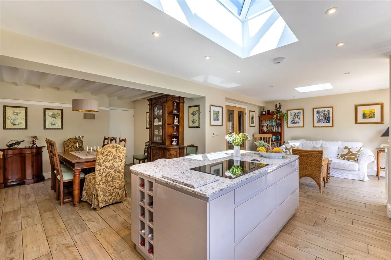 Gillingham Road, Milford on Sea, Lymington, Hampshire, SO41, photo 9
